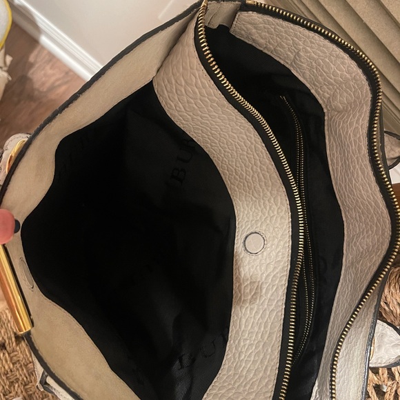 Burberry SG Grain Check Dewsbury Tote, Light Gray in color - Picture 3 of 4